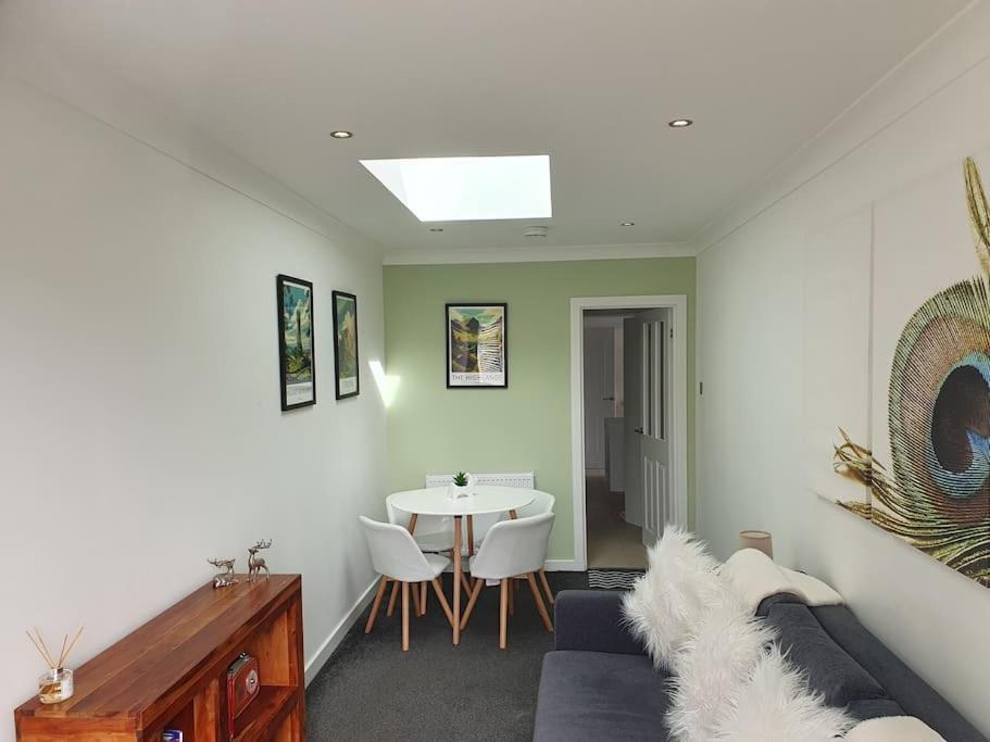 The Elfin- Lovely 1 Bedroom - Free Parking Bridge of Allan Exterior foto